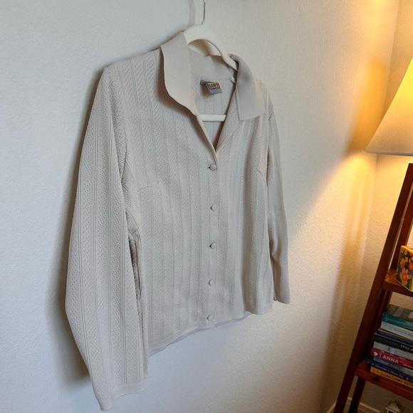 Vintage blouse - Picture 2 of 5